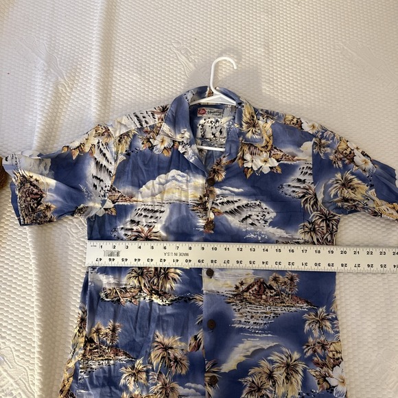 Vintage Hilo Hattie Vneck Button Down Hawaiian Original Womans Blouse Size Mediu - Picture 11 of 11